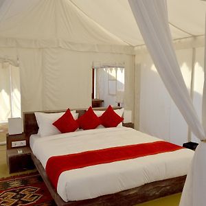 Superior Luxury Tent